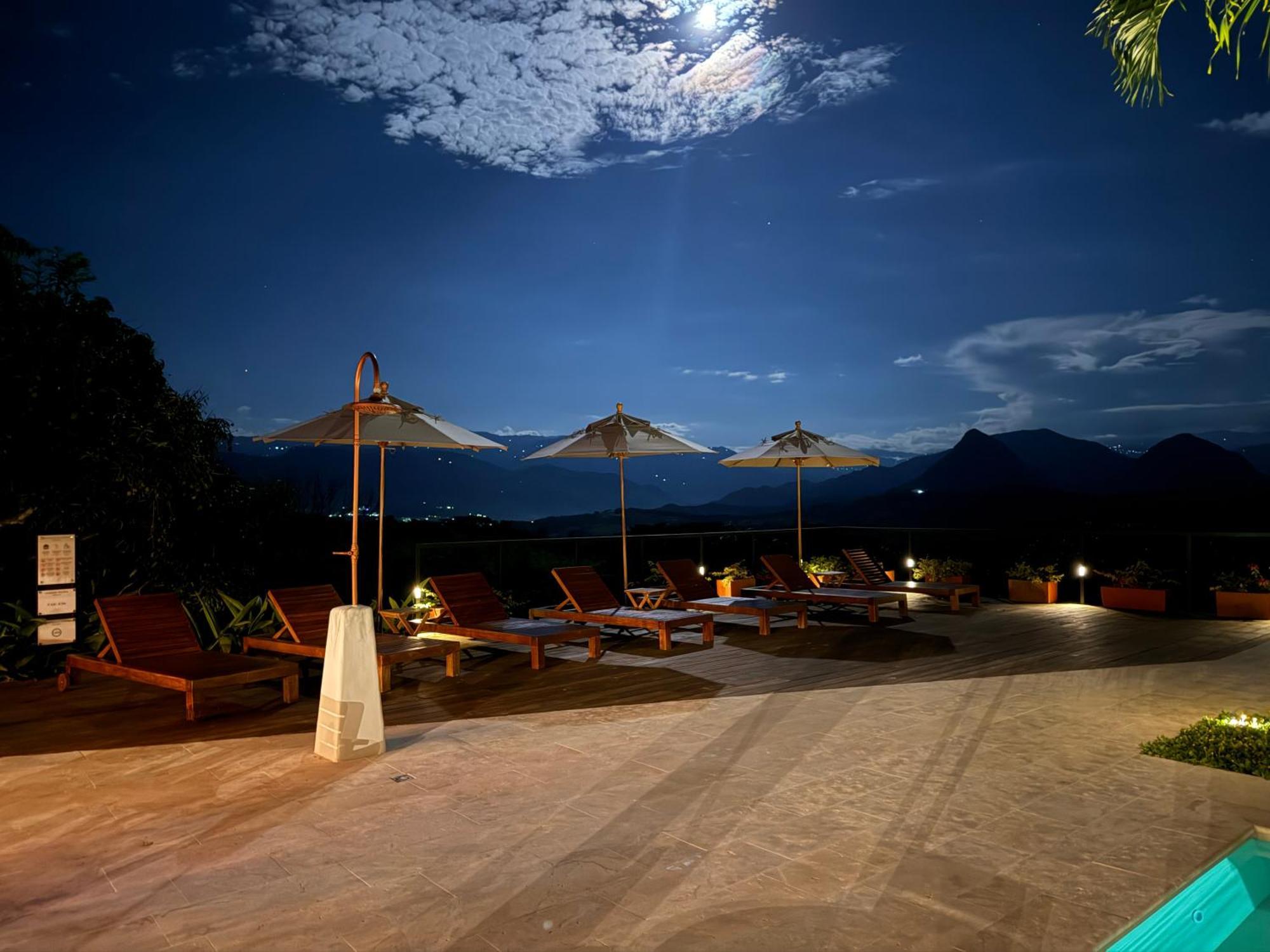 Fina Estampa Country Hotel - Mayores De 10 Anos - Támesis Eksteriør billede